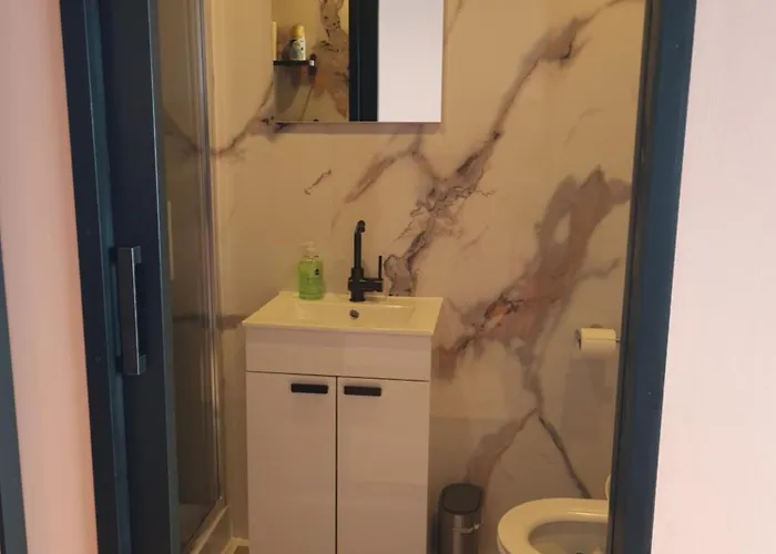 Voorne Aan Zee فندق مبيت وإفطار 3*